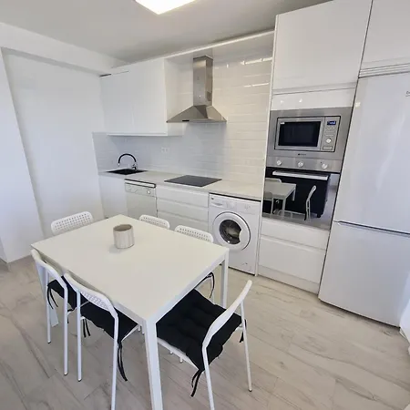 Apartment La Caracola I Beachfront & Center Fuengirola
