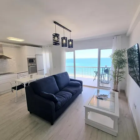 La Caracola I Beachfront & Center Apartment